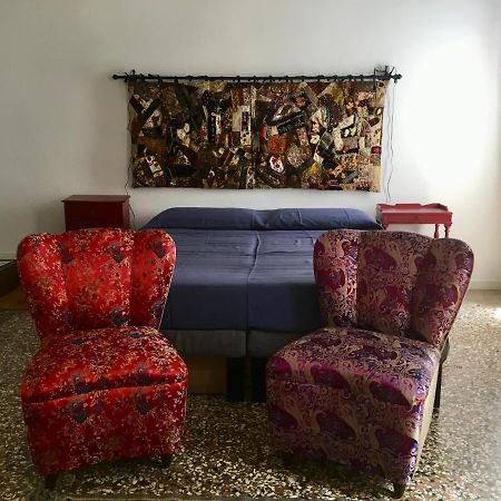 Appartement Residenza Emilia à Venise Extérieur photo