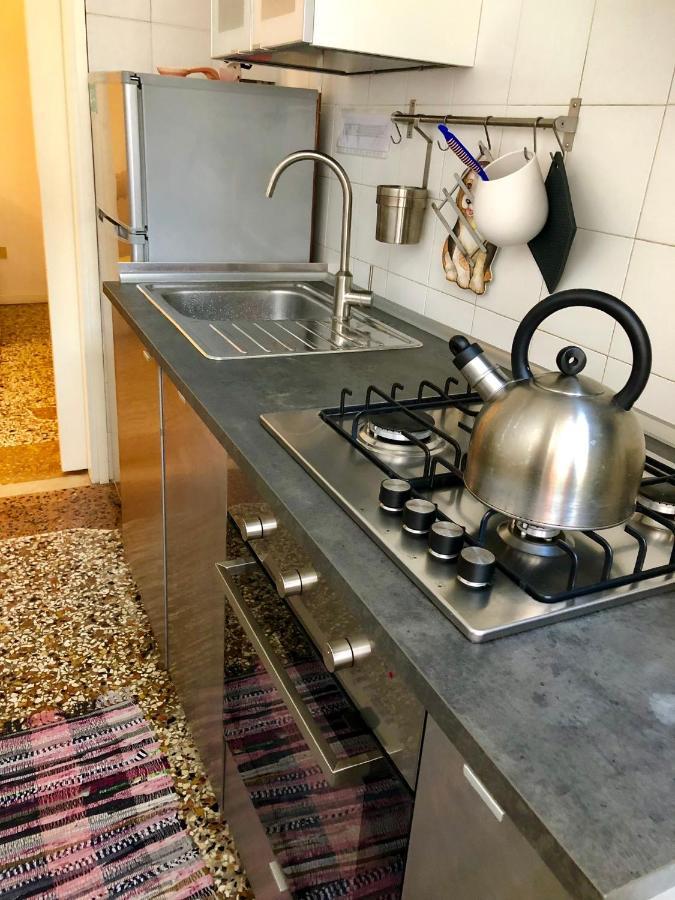 Appartement Residenza Emilia à Venise Extérieur photo